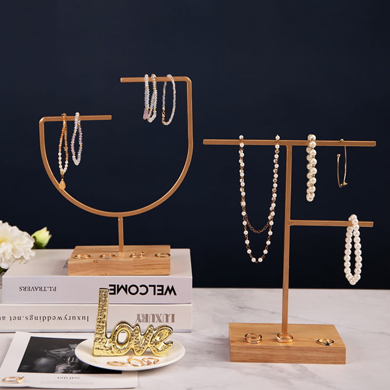 Modernt hängande dekorationsställ i metall